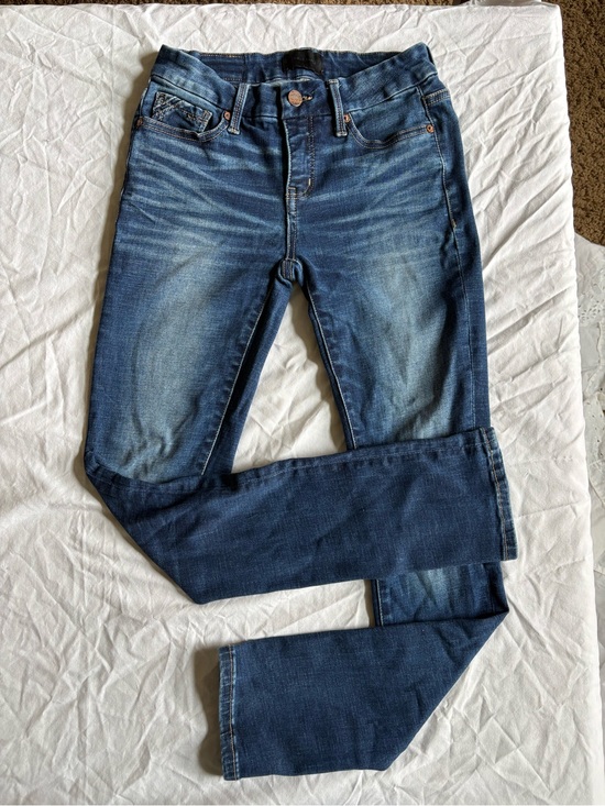 Buckle Denim - Women’s Blue Washed Slim Jeans